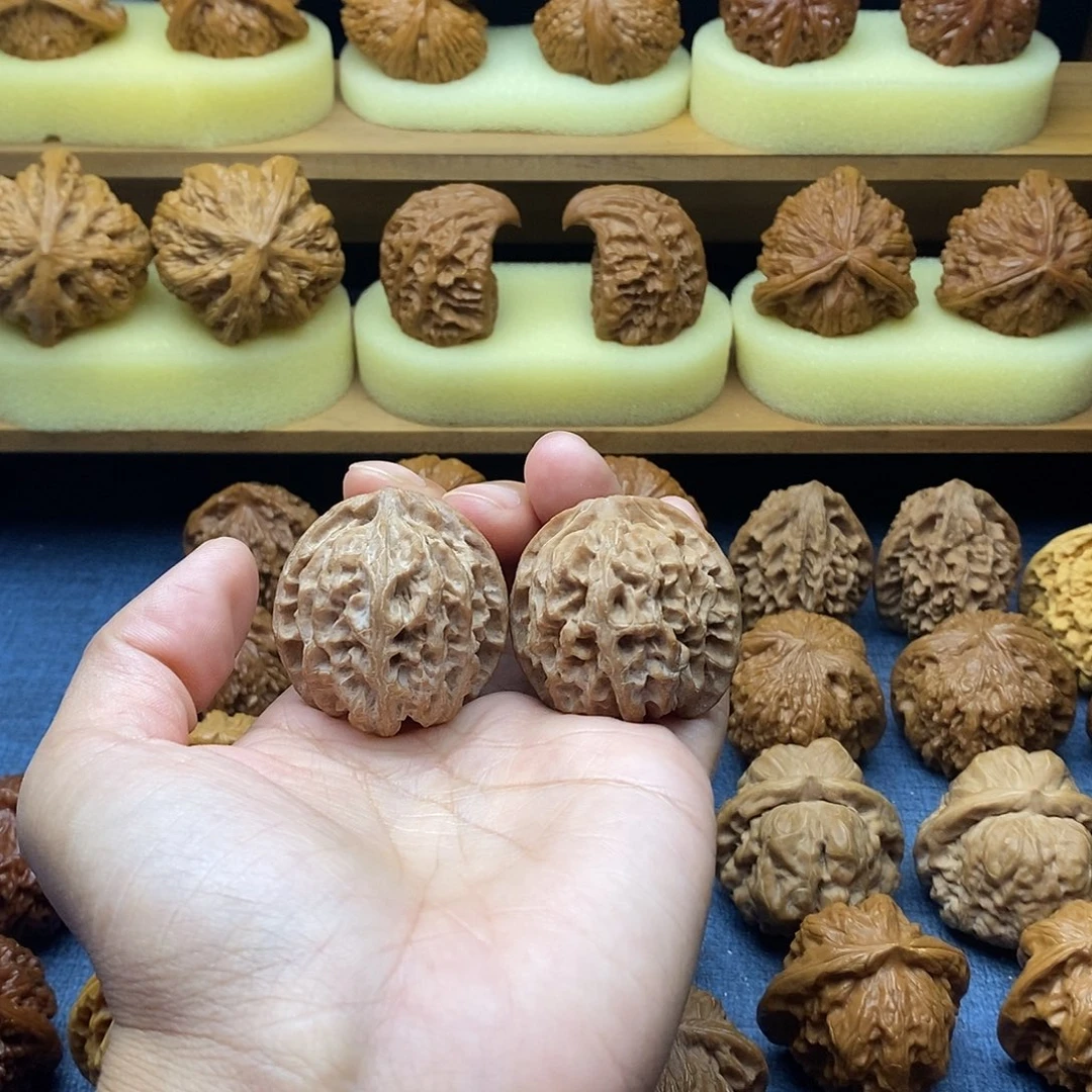 37全品苹果园狮子头文玩核桃