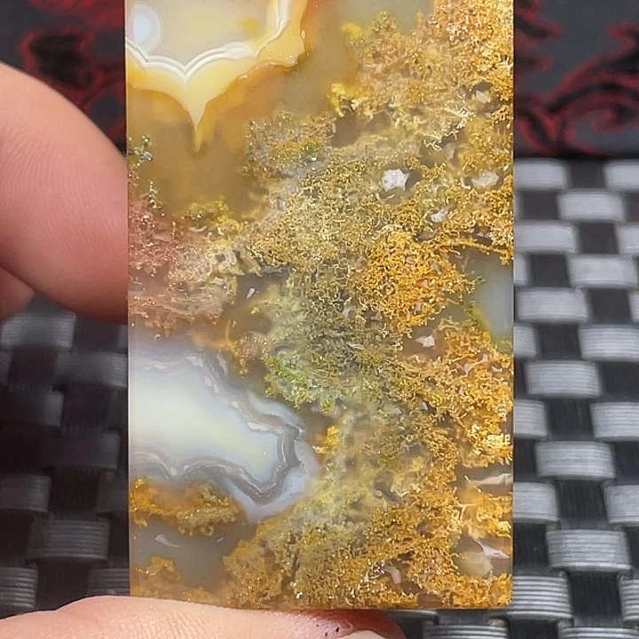玛瑙/玉髓颈饰合金静**春
