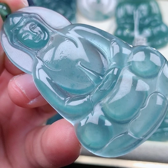 【闪购商品】翡翠颈饰未镶嵌天然翡翠