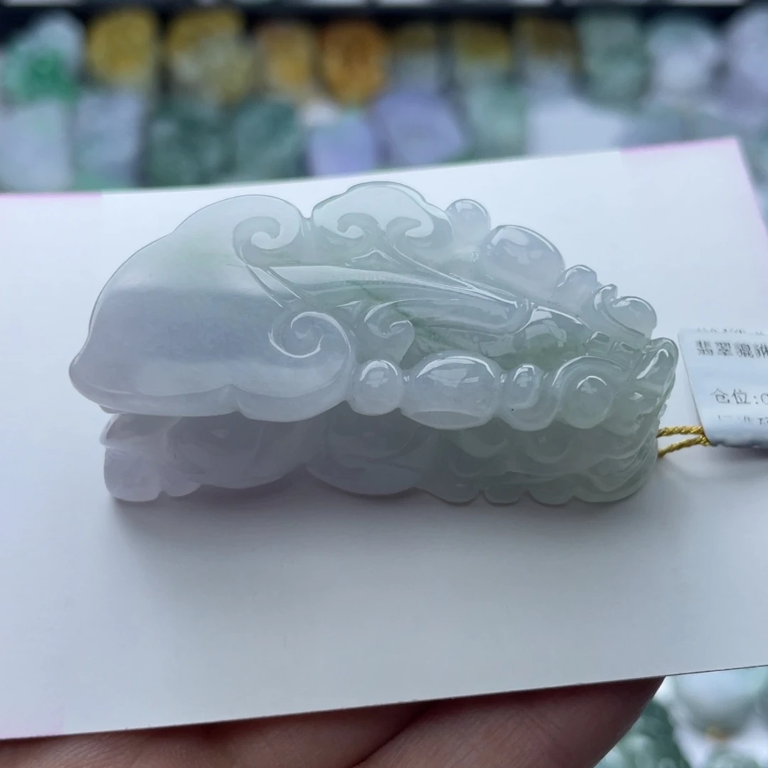 翡翠颈饰未镶嵌貔貅
