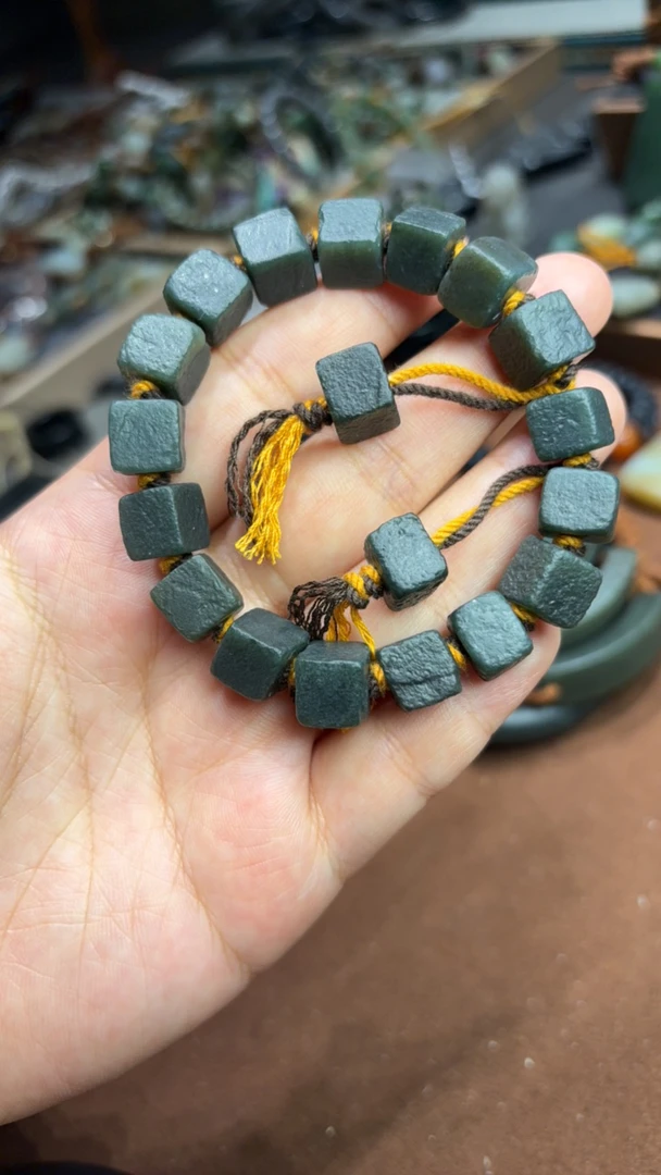 天然和田玉老光手串