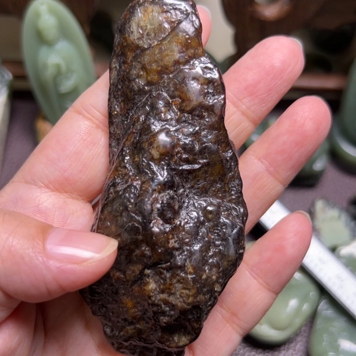 独****岫岩河磨玉（透闪石质玉）未镶嵌颈饰