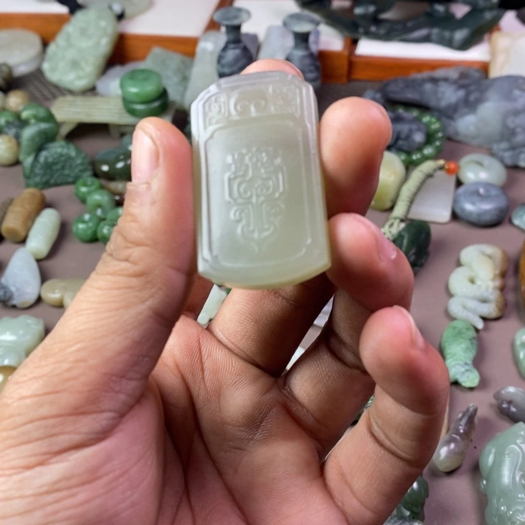 和田玉吊坠(不含链)未镶嵌