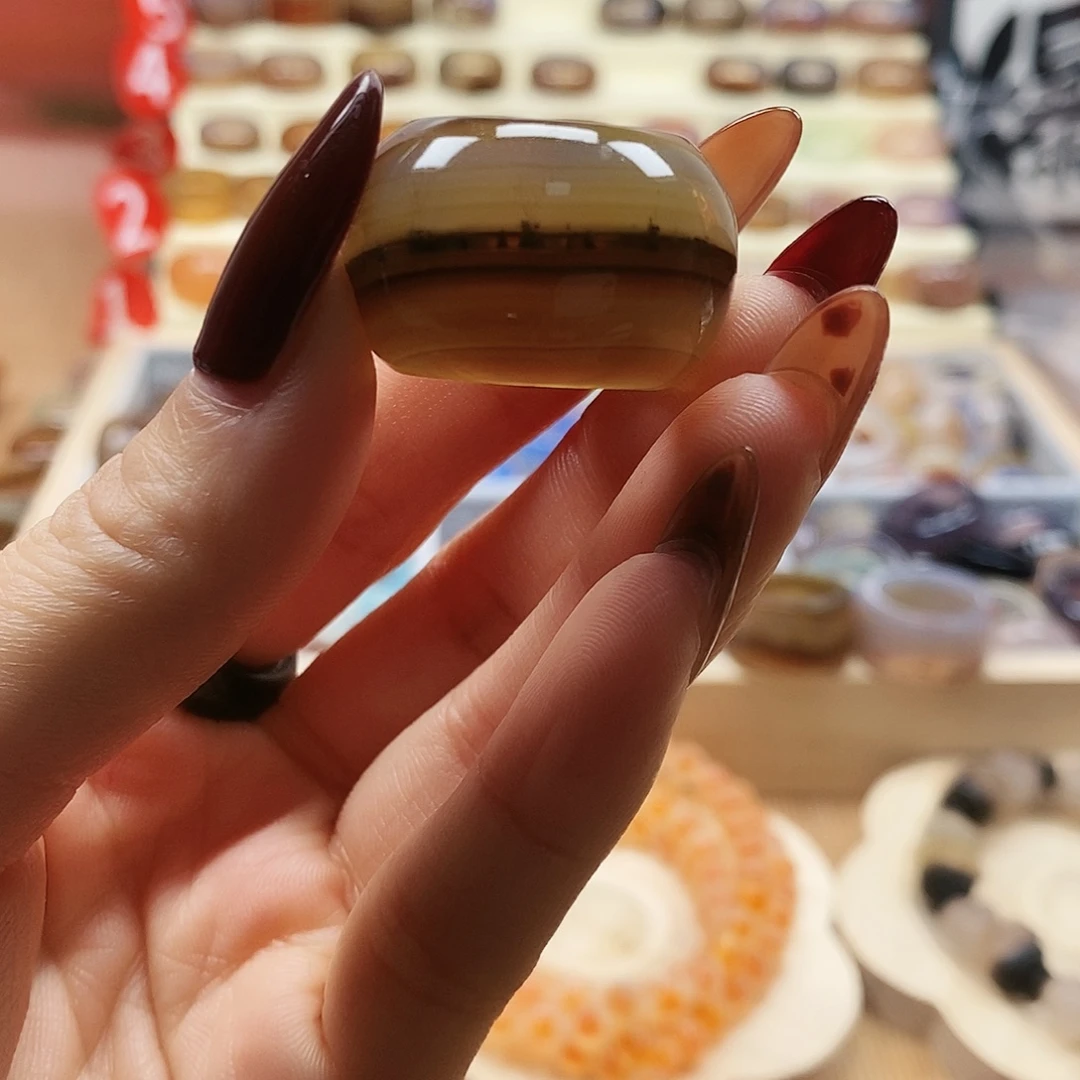 T***u玛瑙/玉髓未镶嵌戒指