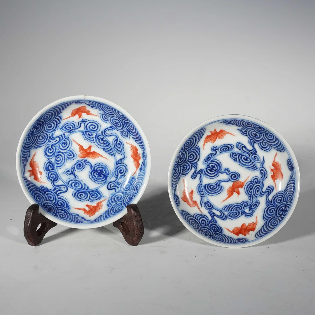 【拍卖】Lot 22923 青花矾红洪福齐天盘一对