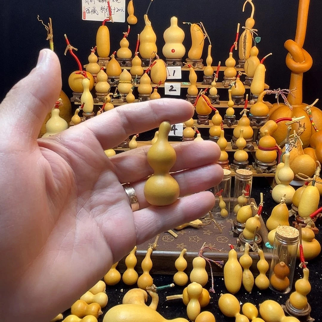 静****天然葫芦，不退不换