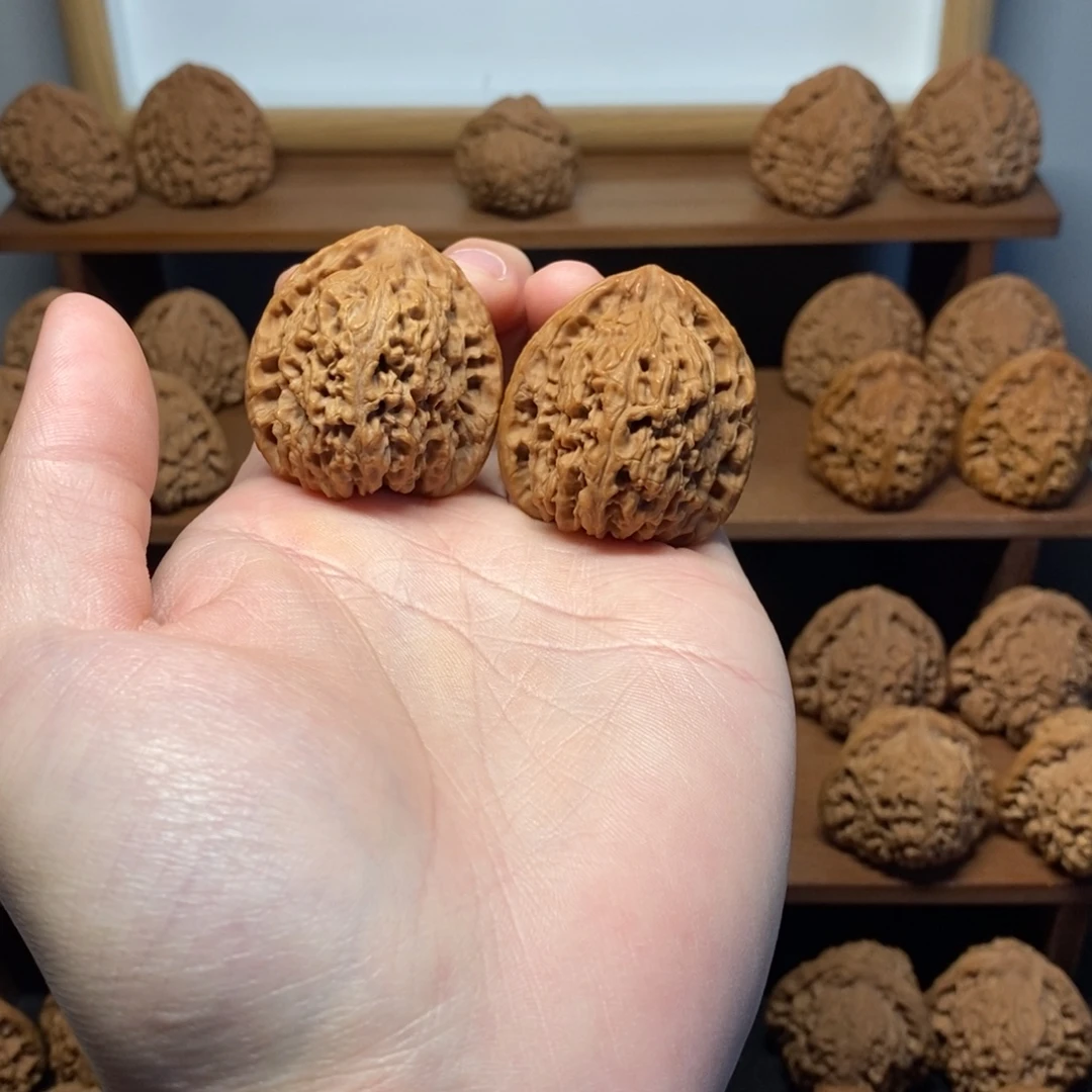 核桃南疆石37尺全品高炮三角