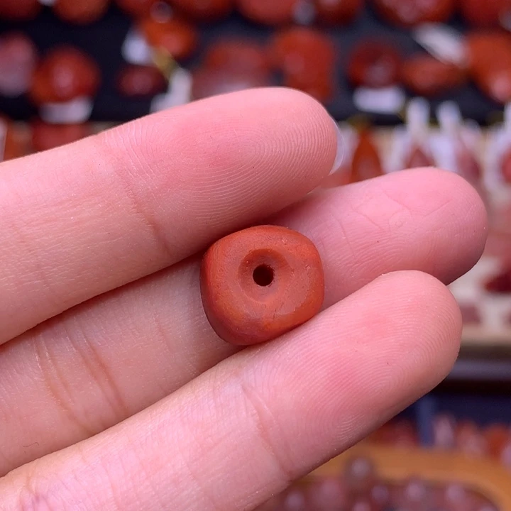 南红玛瑙未镶嵌珠宝半成品藏扣1