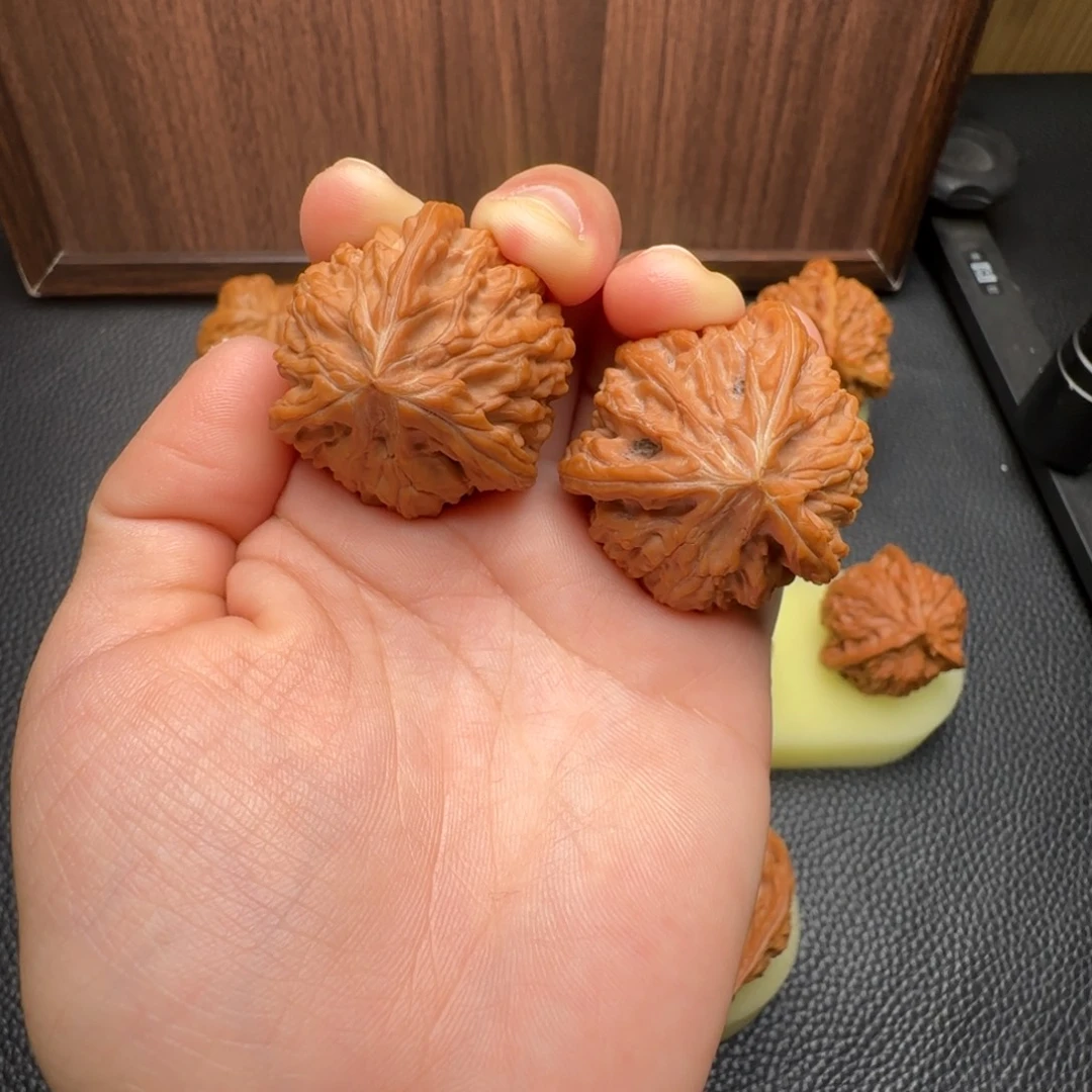 把件文玩核桃文山三棱 33尺寸