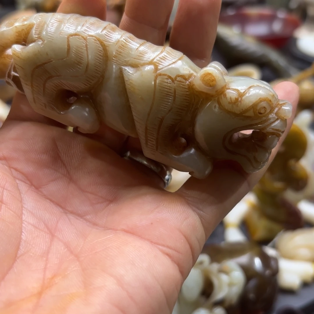 和田玉（糖玉）未镶嵌挂件