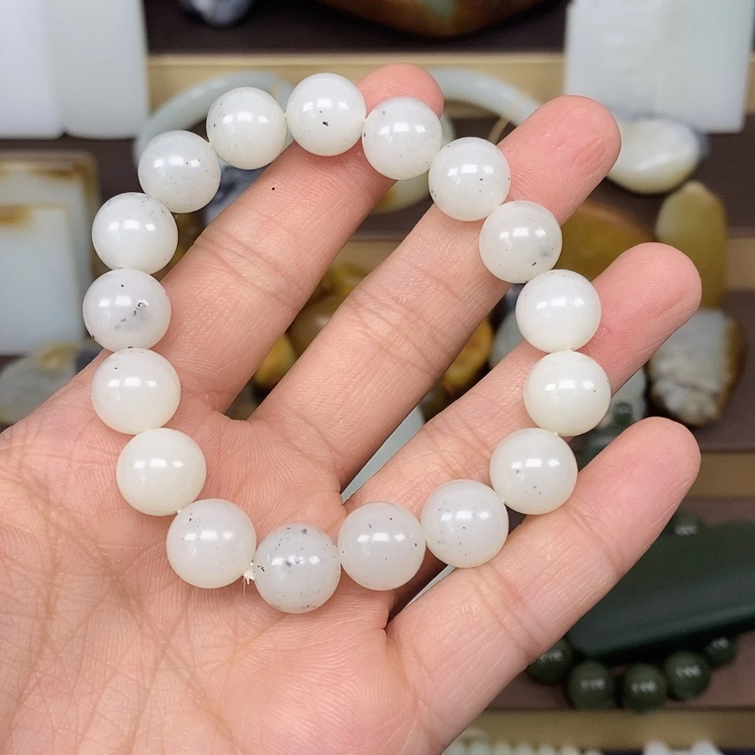 和田玉未镶嵌手串