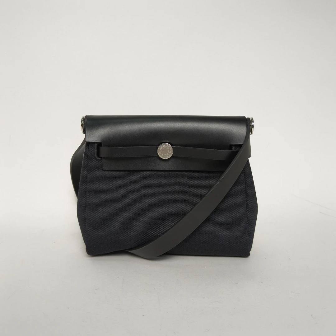 99新 Hermes/爱马仕 【黑黑】Herbag Zip 20 黑色 W刻 银扣
