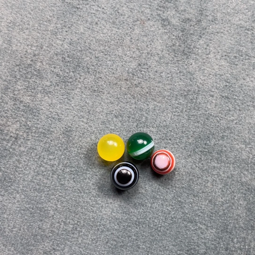 ****冯玛瑙/玉髓未镶嵌珠子