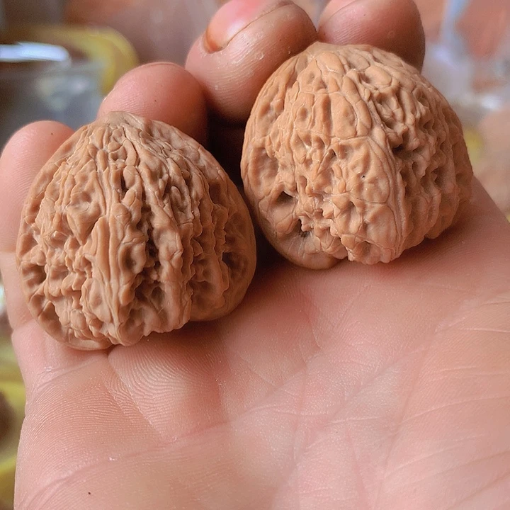 吊坠文玩核桃红玛瑙3.65有黄点