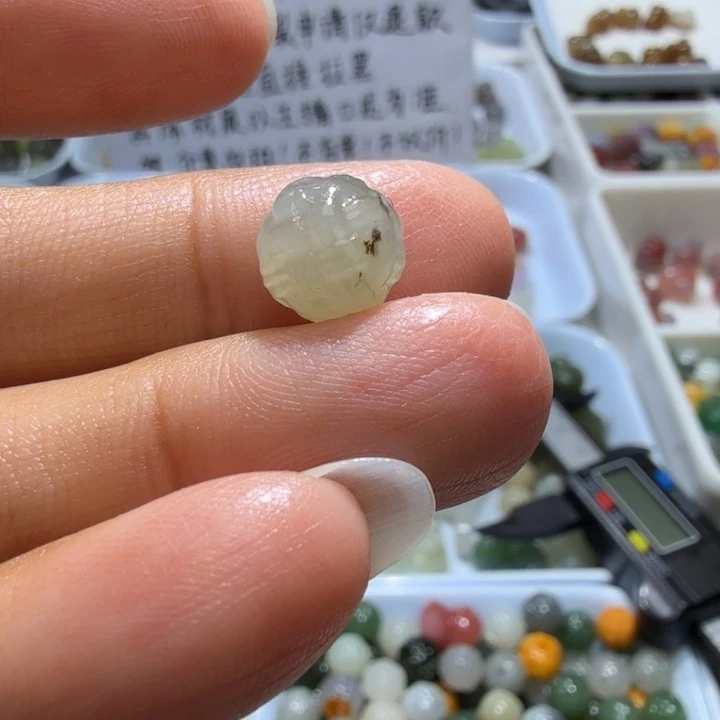 未镶嵌和田玉珠宝半成品
