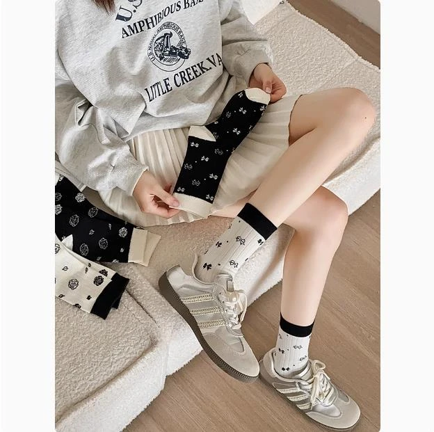 袜子女中筒袜春秋款纯棉ins潮韩系小香风网红秋冬季运动堆堆长袜