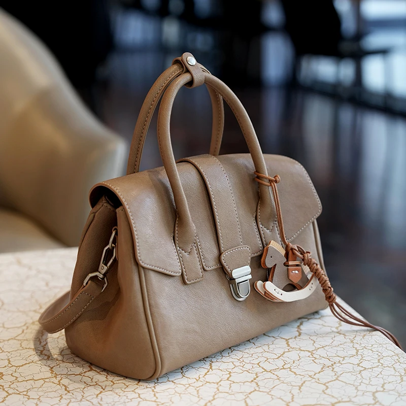 GELANDAI轻奢小众复古高级感枕头包手提通勤包百搭单肩斜跨1905