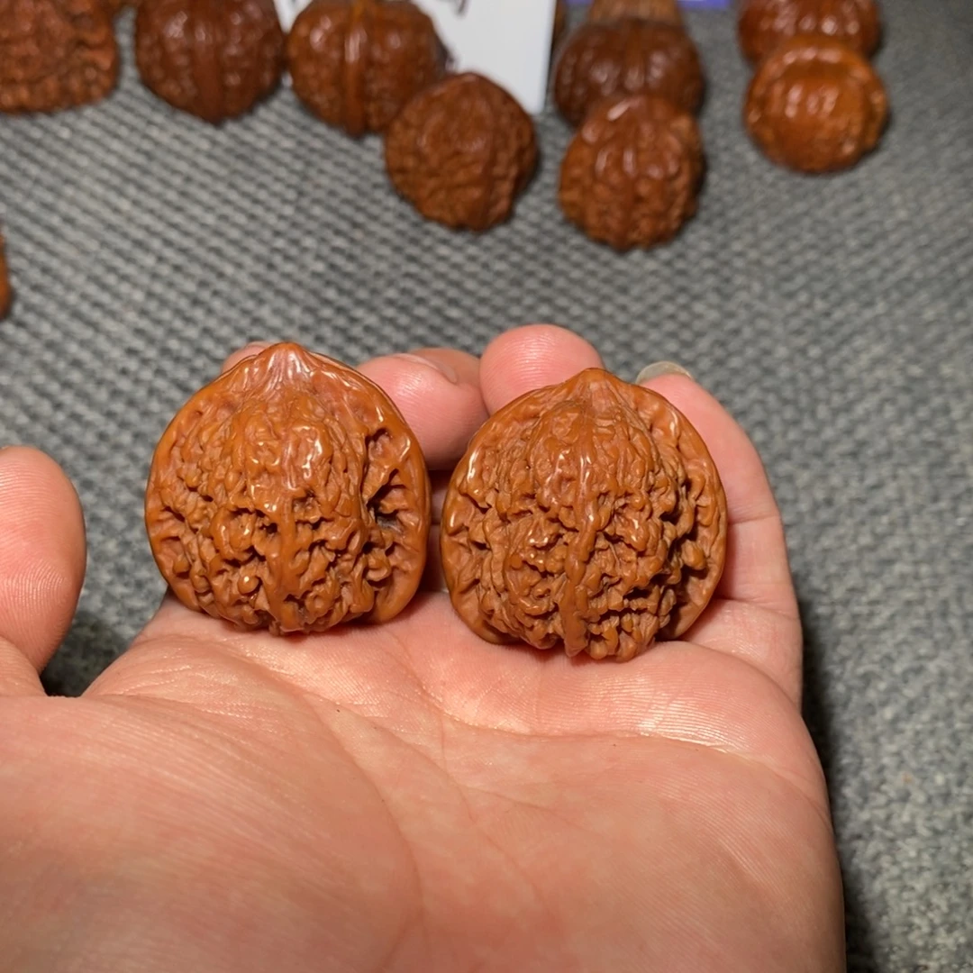 文玩核桃把件35满天星