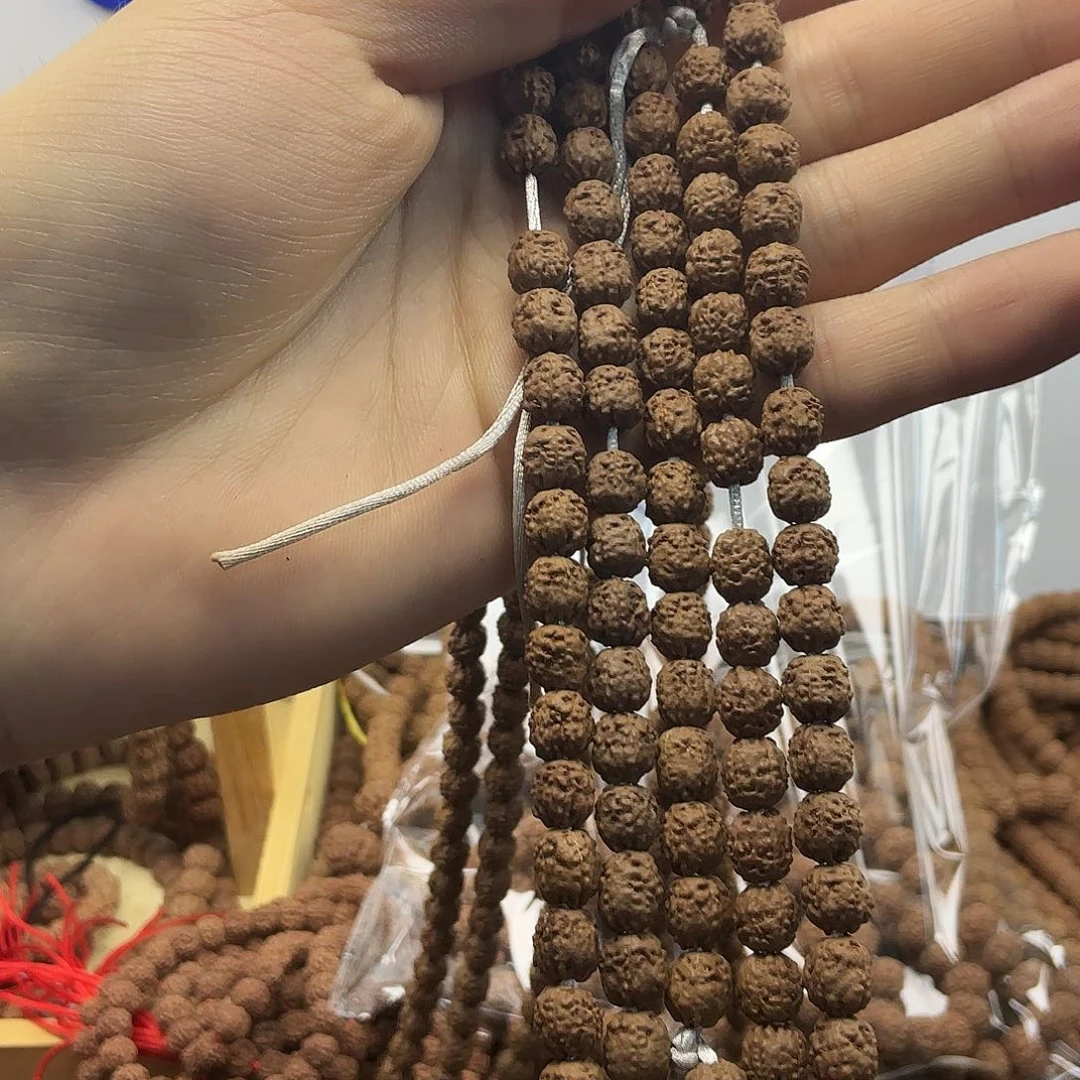 金刚菩提吊坠金花佛手，一条保手持