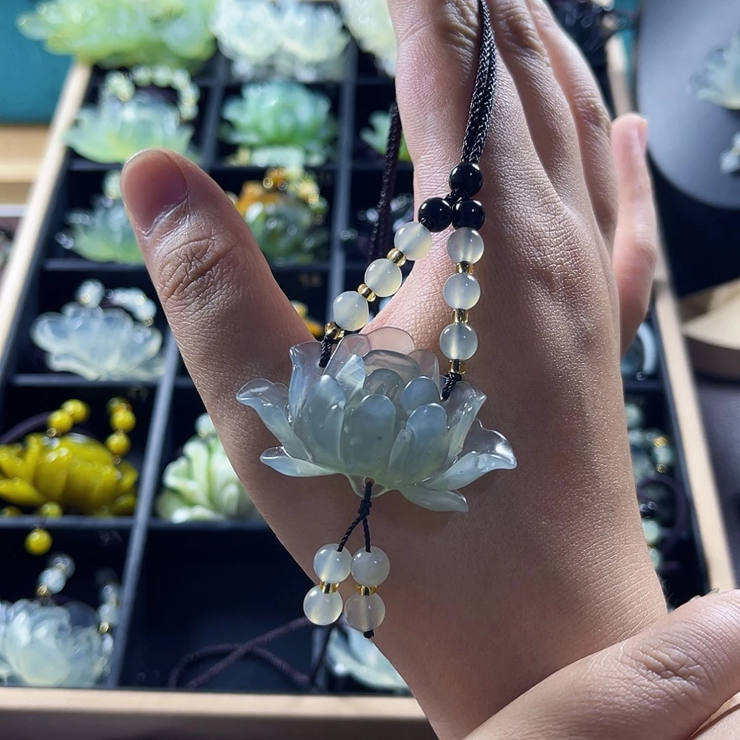 蛇纹石玉合金颈饰