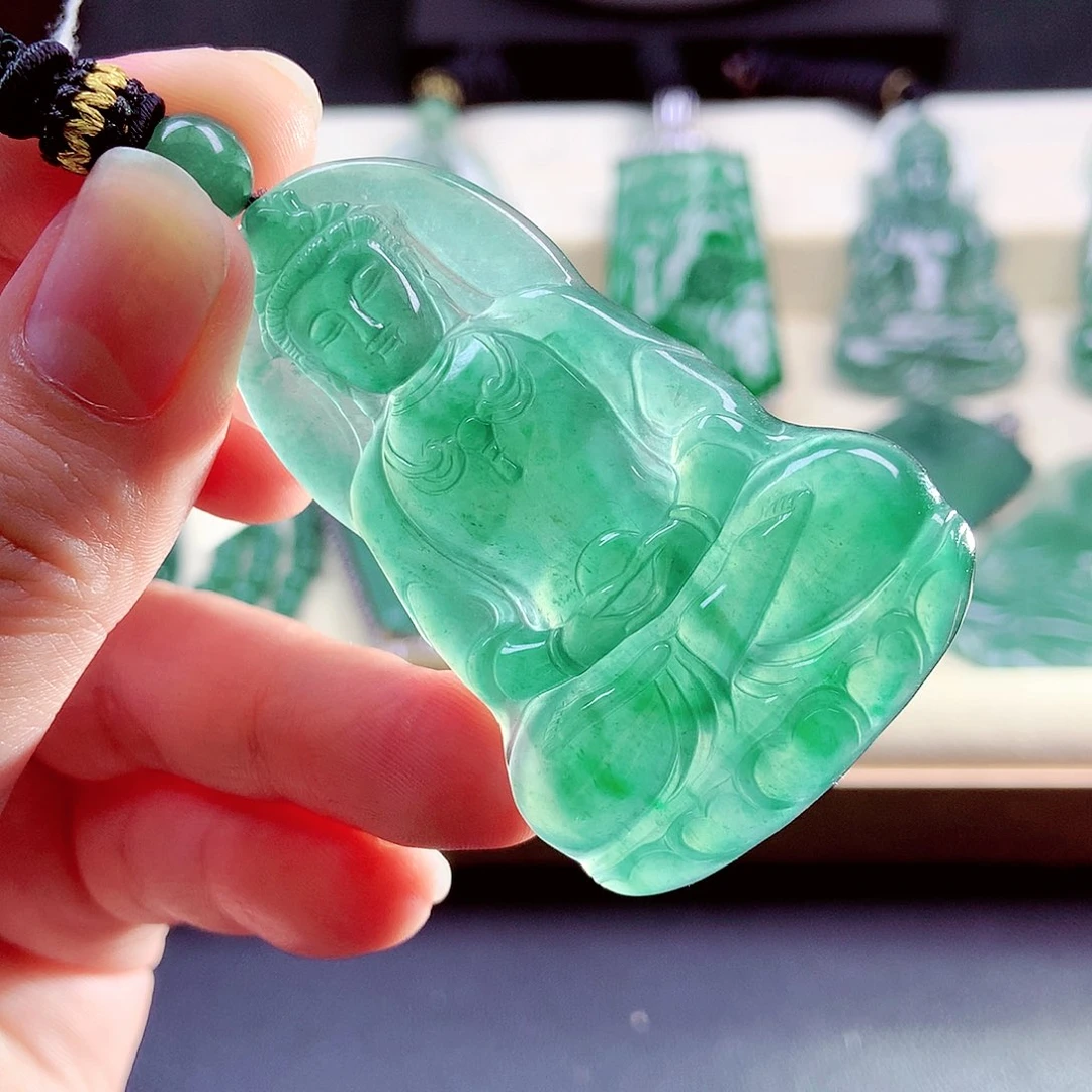 【闪购商品】颈饰未镶嵌翡翠天然