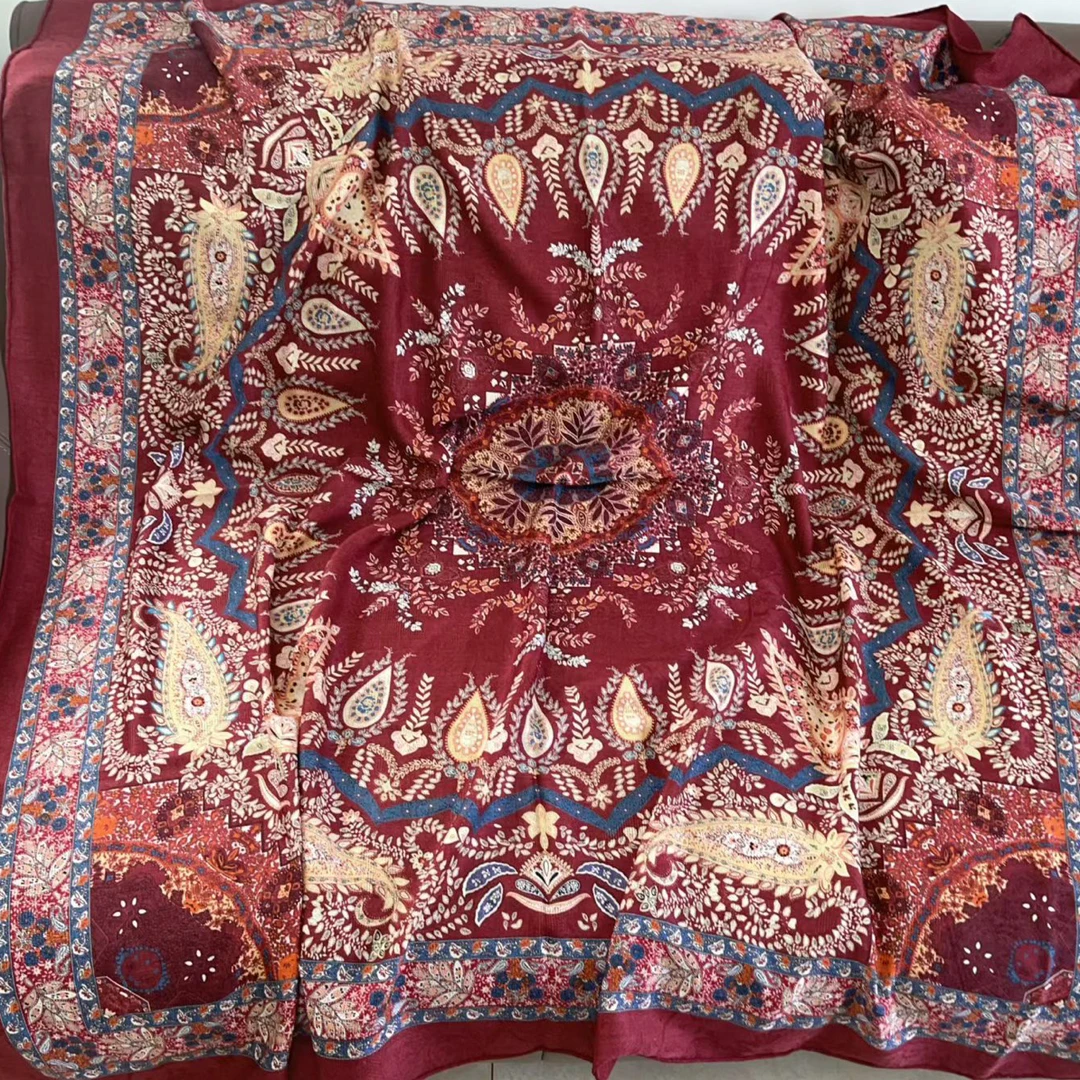 丝纡--老钱腰果     外单双面丝绒提花135*135丝巾