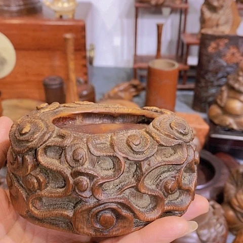 贡木邪****佬华彩木作摆件