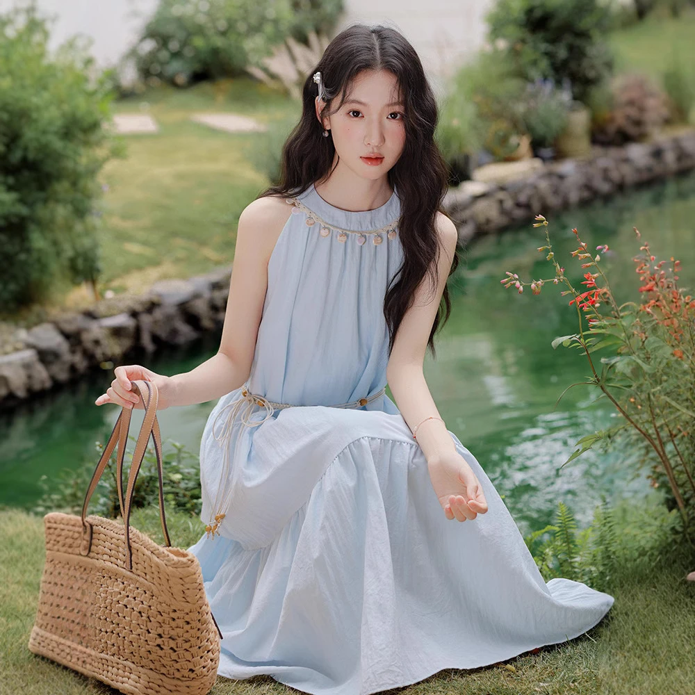 法式挂脖连衣裙女夏季新款海边度假风宽松显瘦仙女超仙长裙沙滩裙