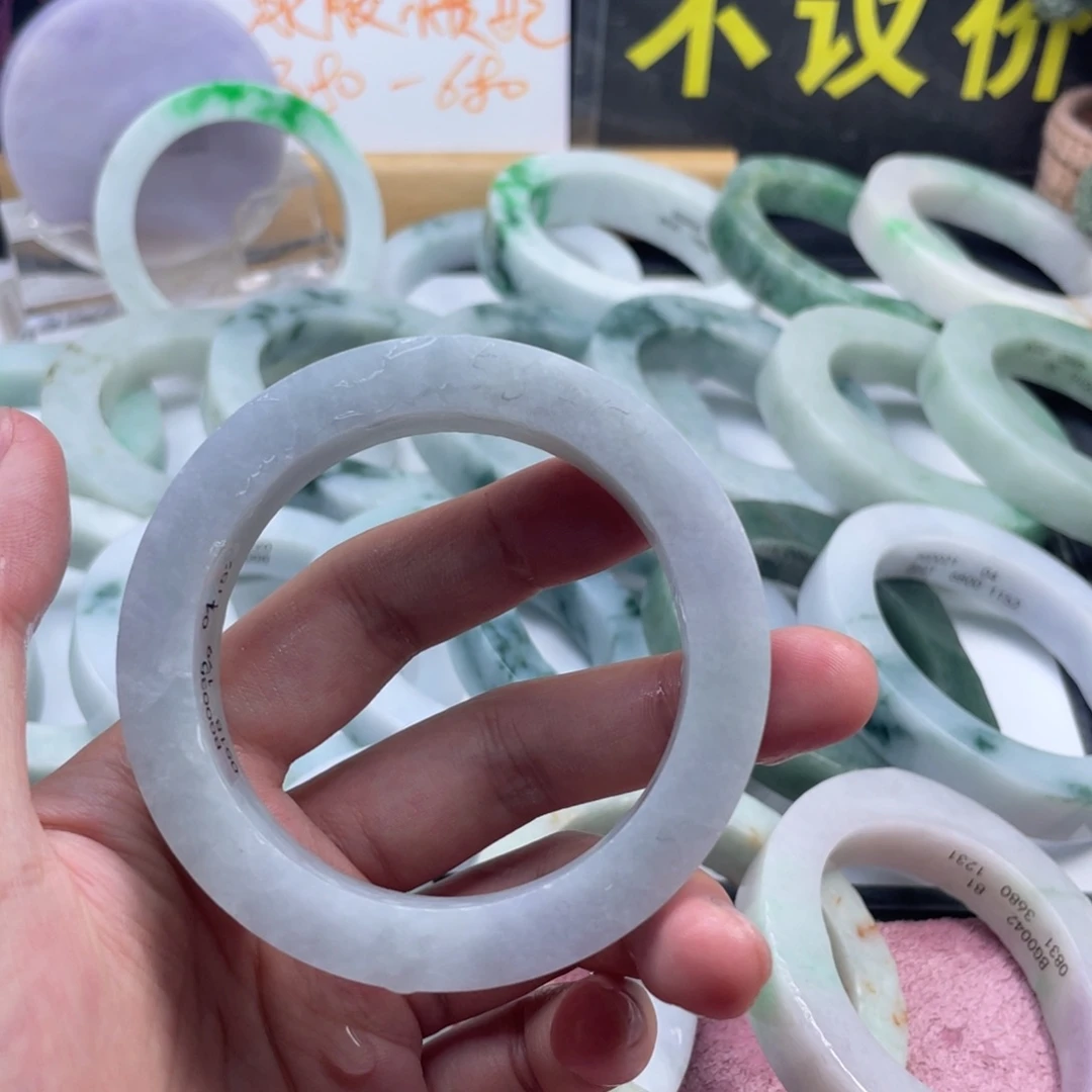 定制翡翠未镶嵌翡翠手镯Ａ货