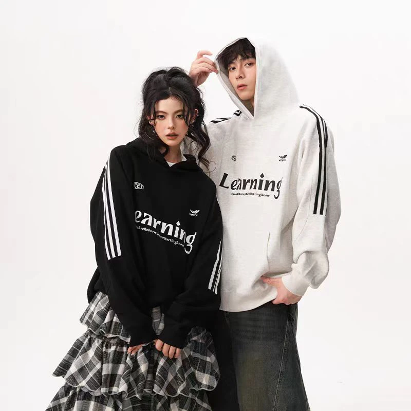 【12080】2025秋季新款青少年港风美式高街三条杠连帽卫衣潮