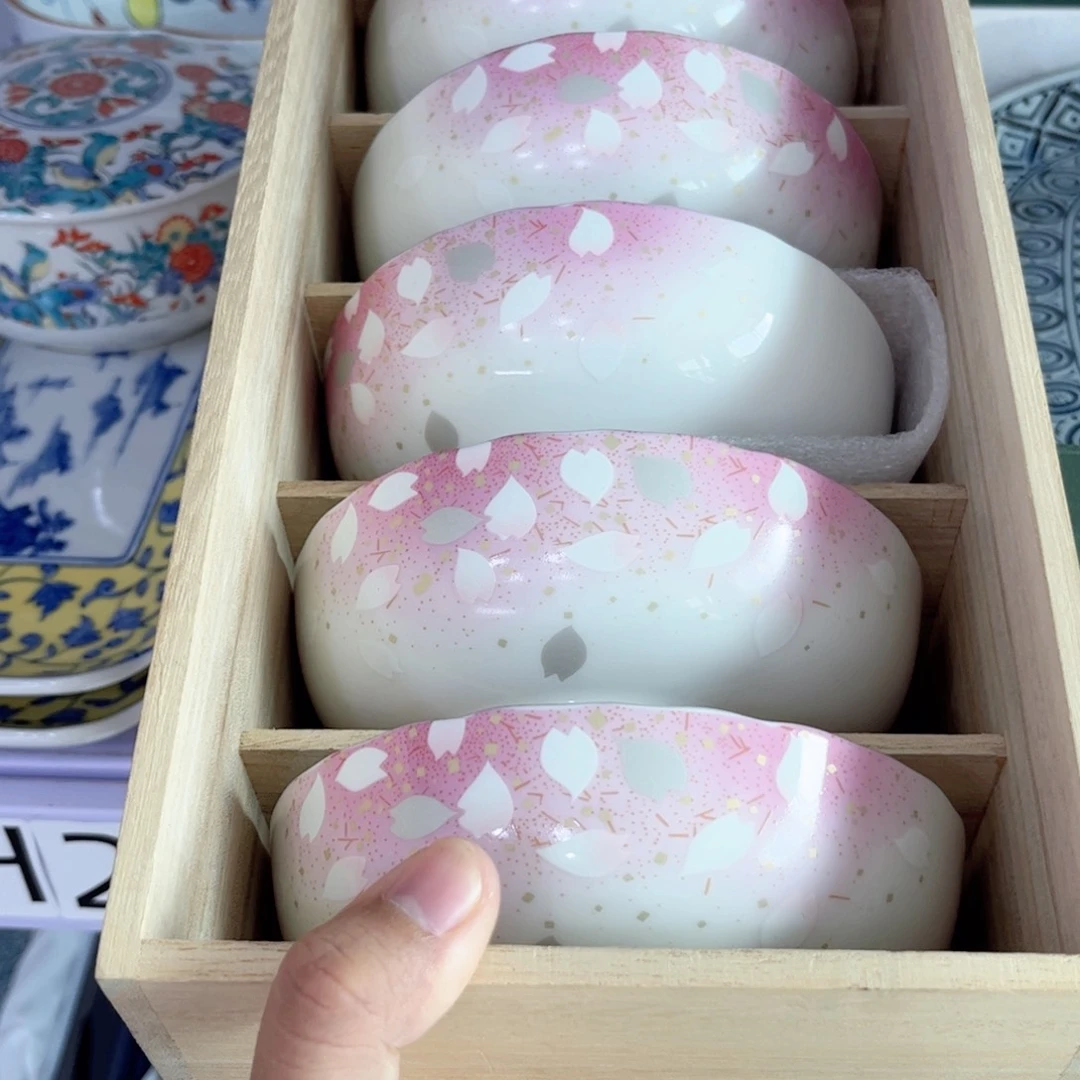 瓷片欢迎光临美桃儿～