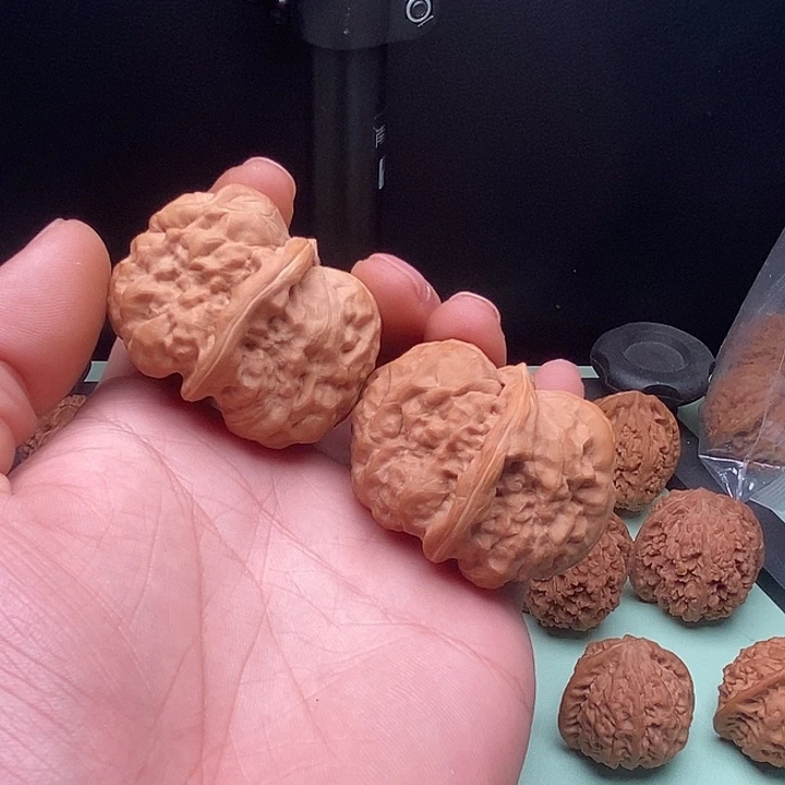 把件文玩核桃蛤蟆头