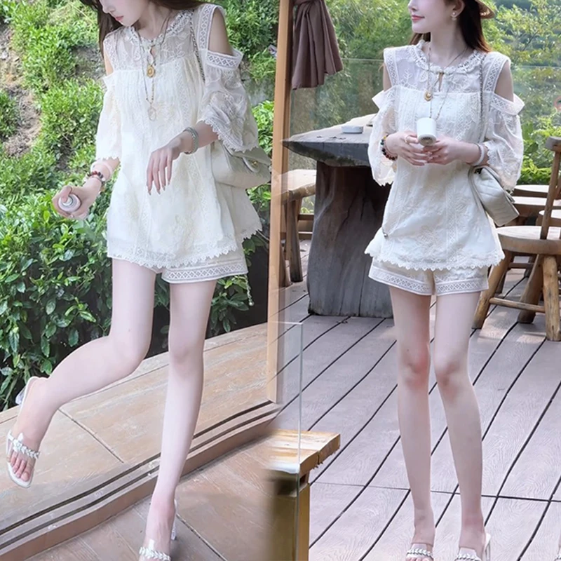 香朵儿时尚温柔风蕾丝洋气套装女2025夏季新款上衣休闲短裤两件套
