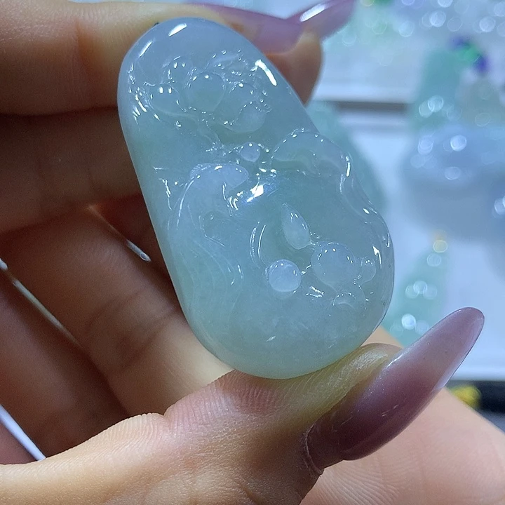 翡翠未镶嵌颈饰天然翡翠A货吊坠