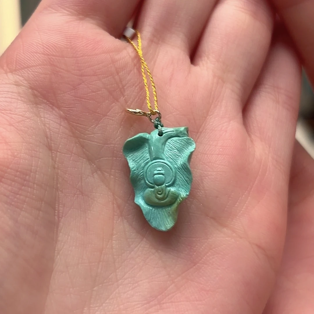 绿松石未镶嵌颈饰