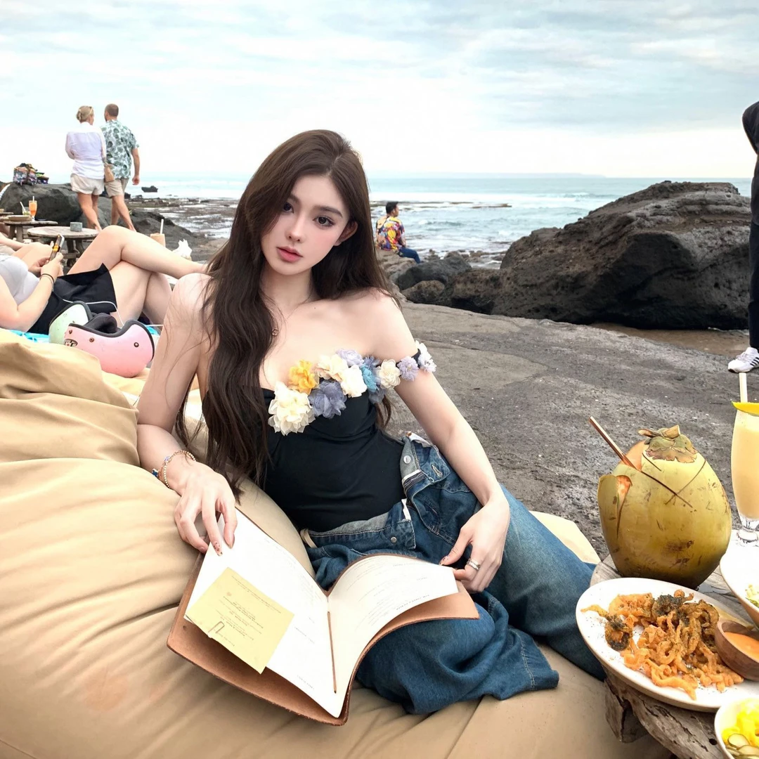 现货 黑色连体泳衣女2024夏季温泉度假遮肚比基尼性感