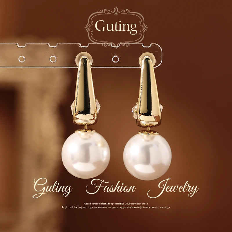 铜合金耳饰 23188金色U型耳环女高级感耳饰品适合冬天的耳钉