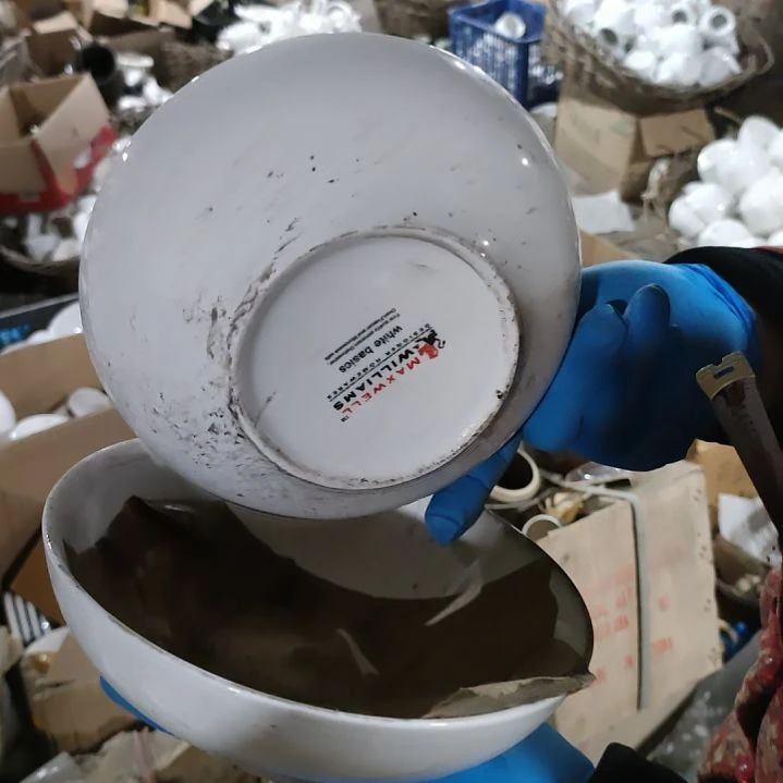 摆件陶瓷盘子碗啥都有