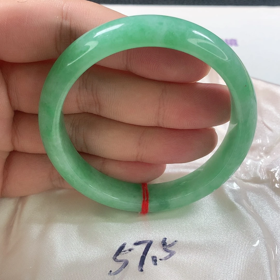 翡翠手镯未镶嵌334号