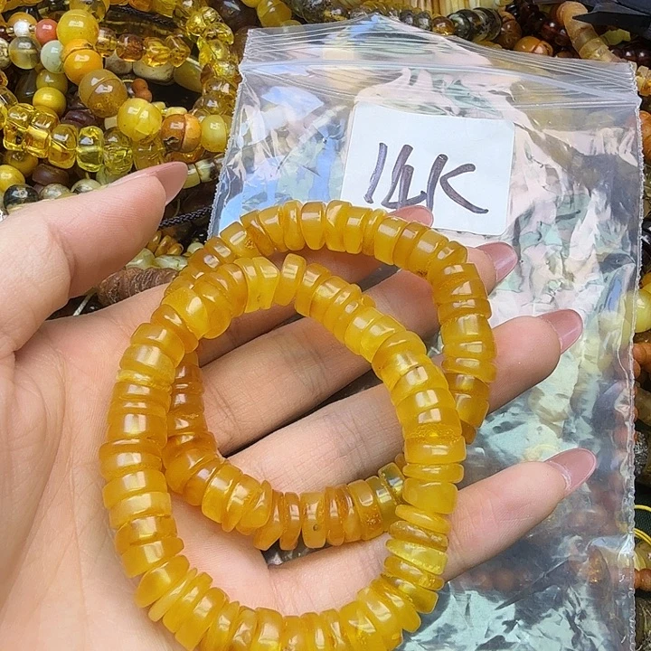 琥珀未镶嵌珠宝奇石