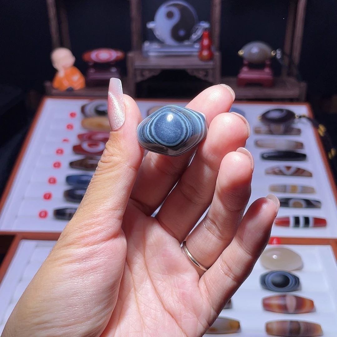 玛瑙/玉髓未镶嵌吊坠(赠链)