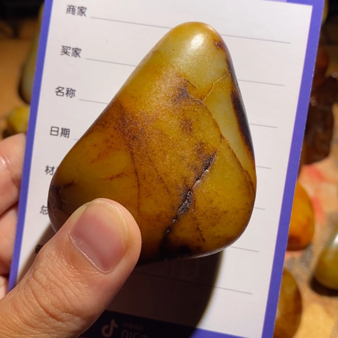 唐***g和田玉未镶嵌颈饰