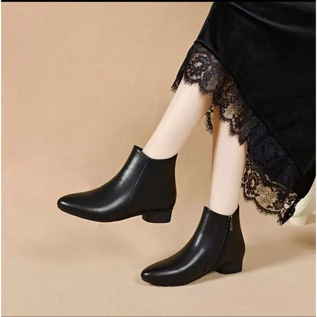 秋冬加绒短筒保暖短靴新款时尚软底软皮粗跟拉链时尚百搭女鞋女靴