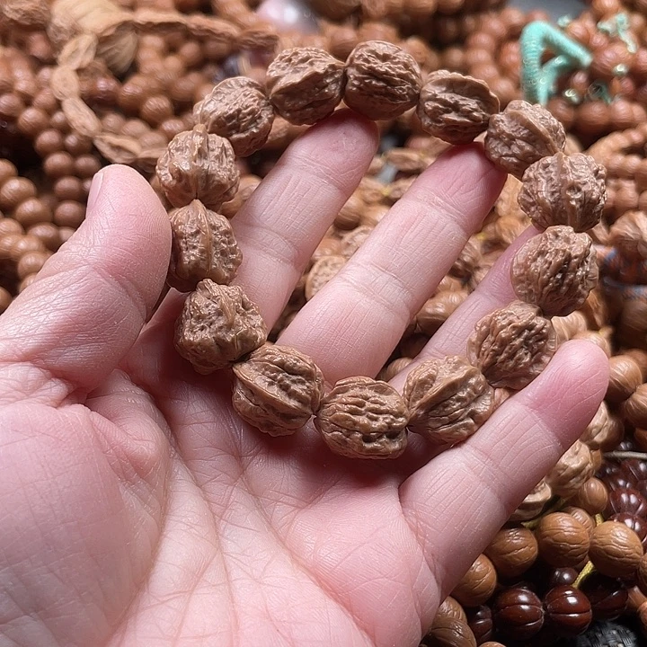 手串猴头核桃1.6微瑕疵蛤蟆头