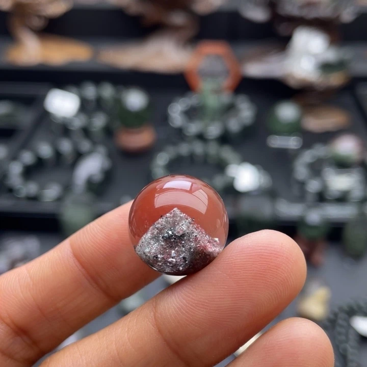 水晶未镶嵌颈饰红幽灵金字塔单珠定制