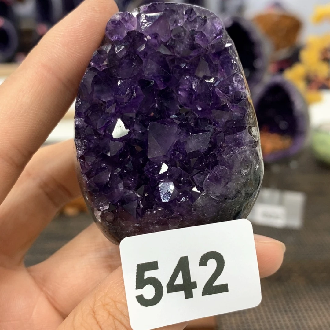 紫晶大型摆件（非配饰）未镶嵌