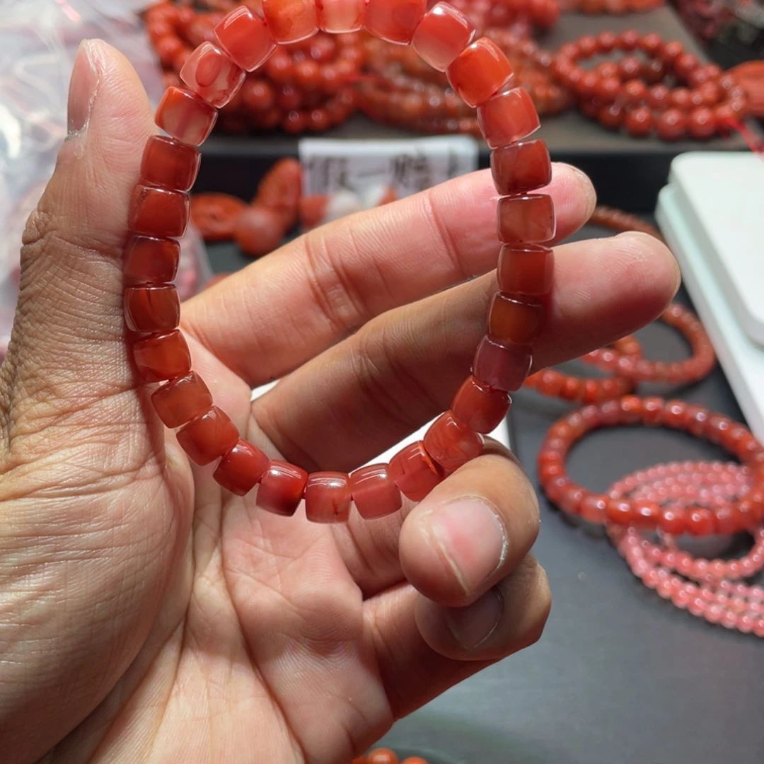 南红玛瑙手链未镶嵌