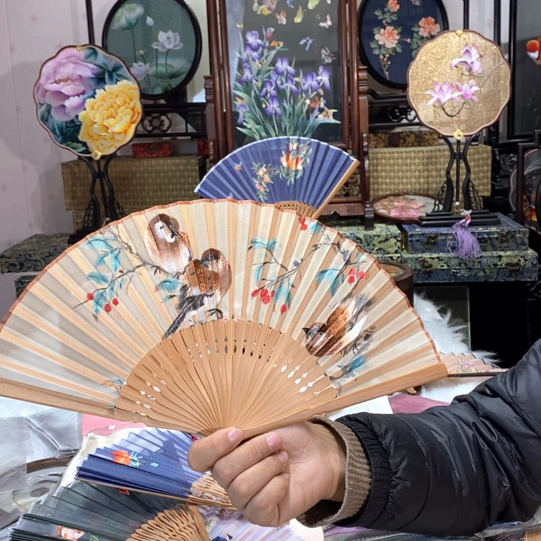 刺绣偷*纯手工制作工艺
