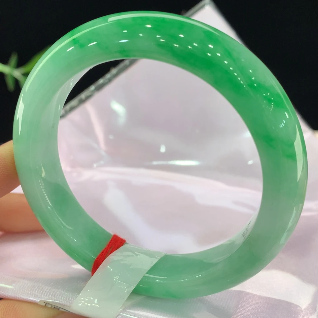 翡翠未镶嵌手镯0026