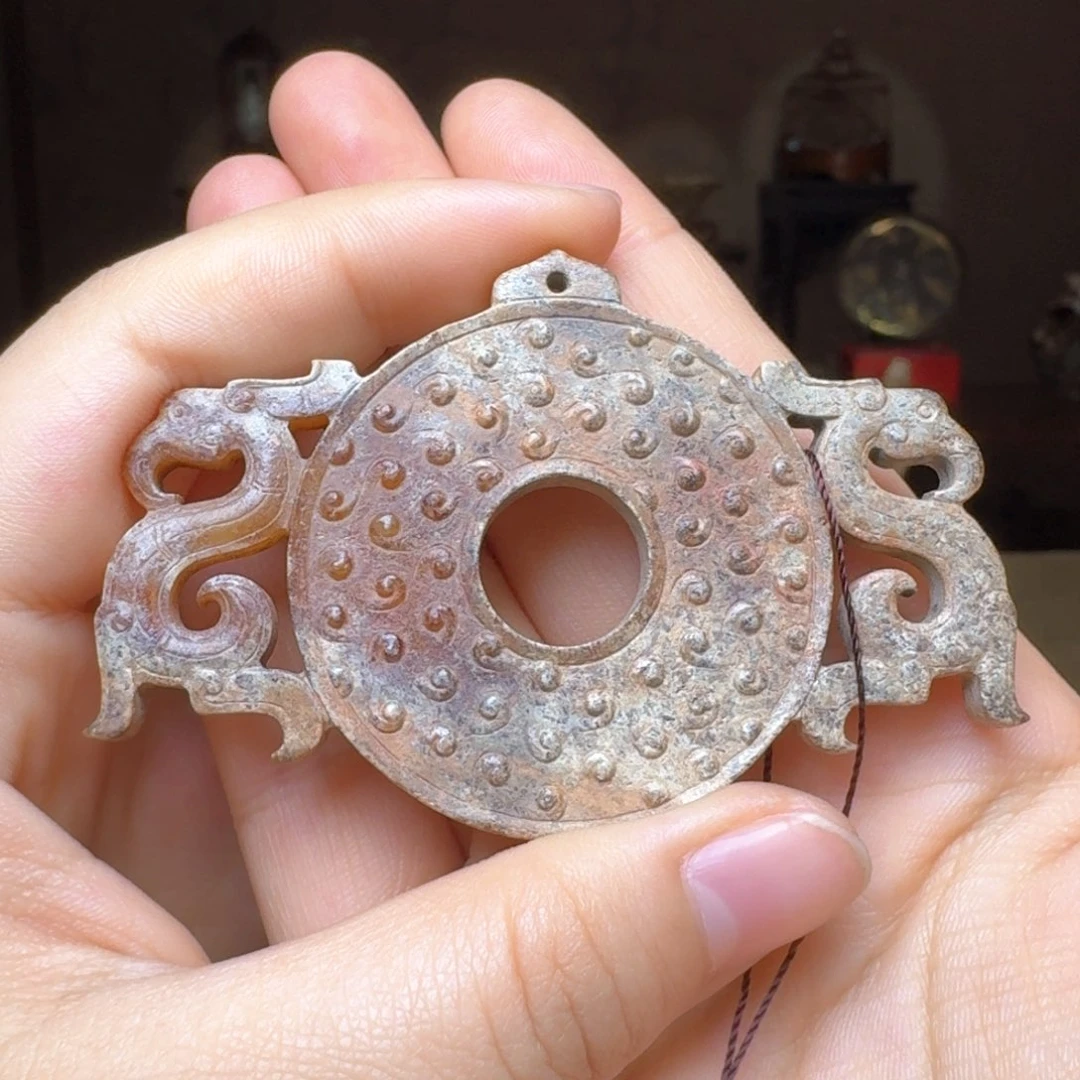 和田玉颈饰未镶嵌无**藏